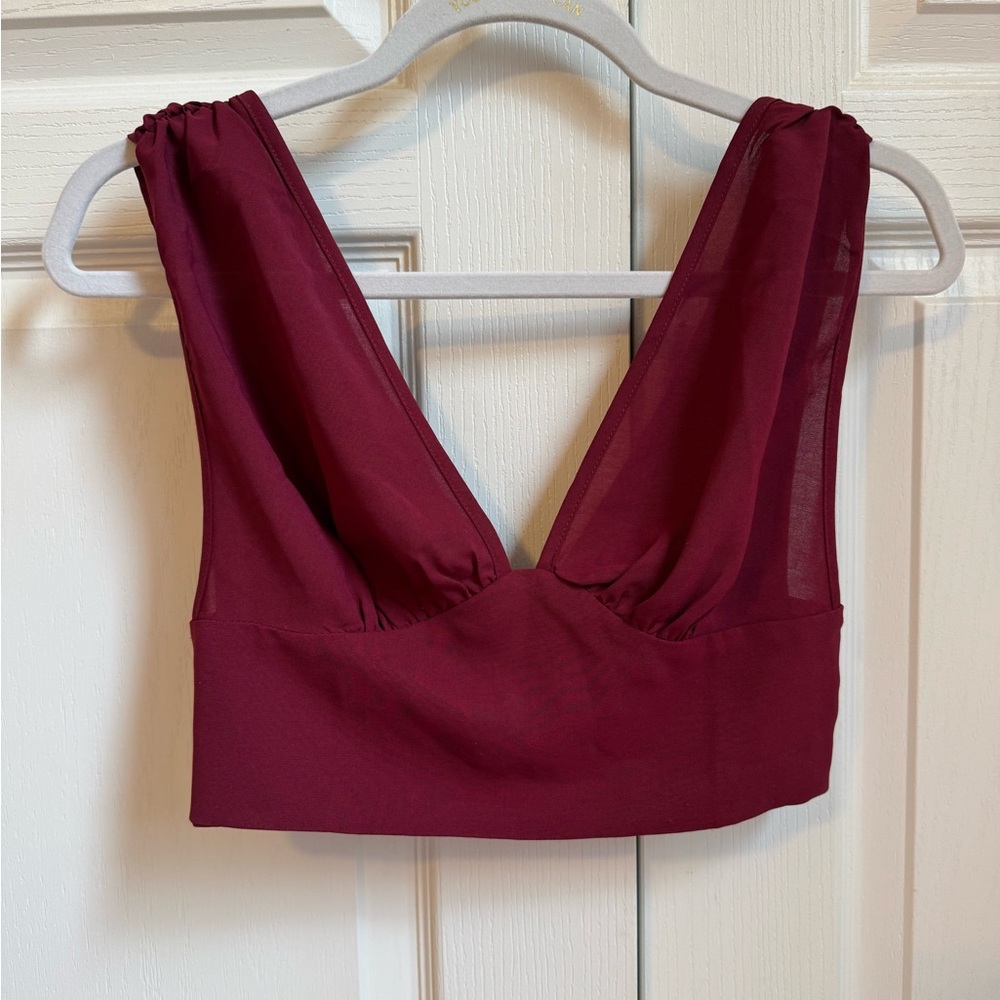 V-neck crop top